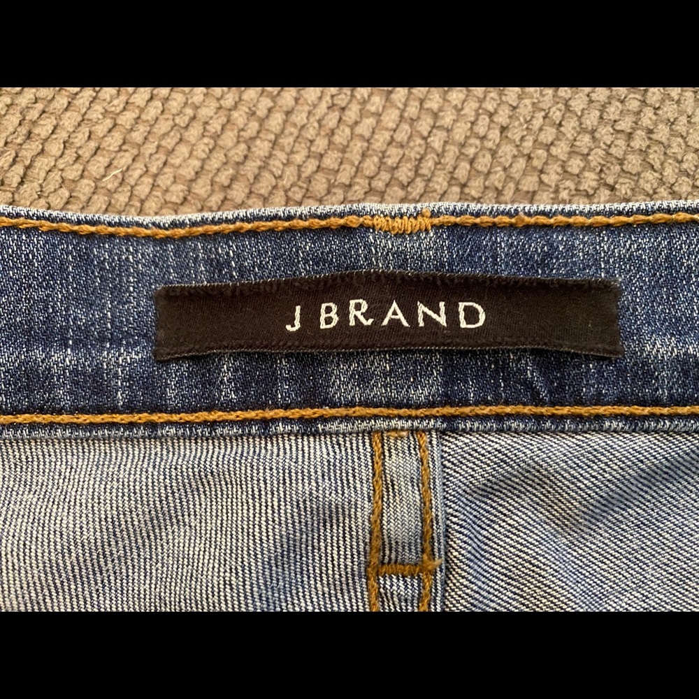J BRAND 26” Waist Skinny Distressed Jeans - Picture 5 of 9